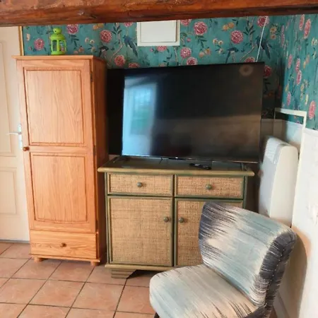 Le Coin Des Artistes - Maisonnette Hébergement de vacances